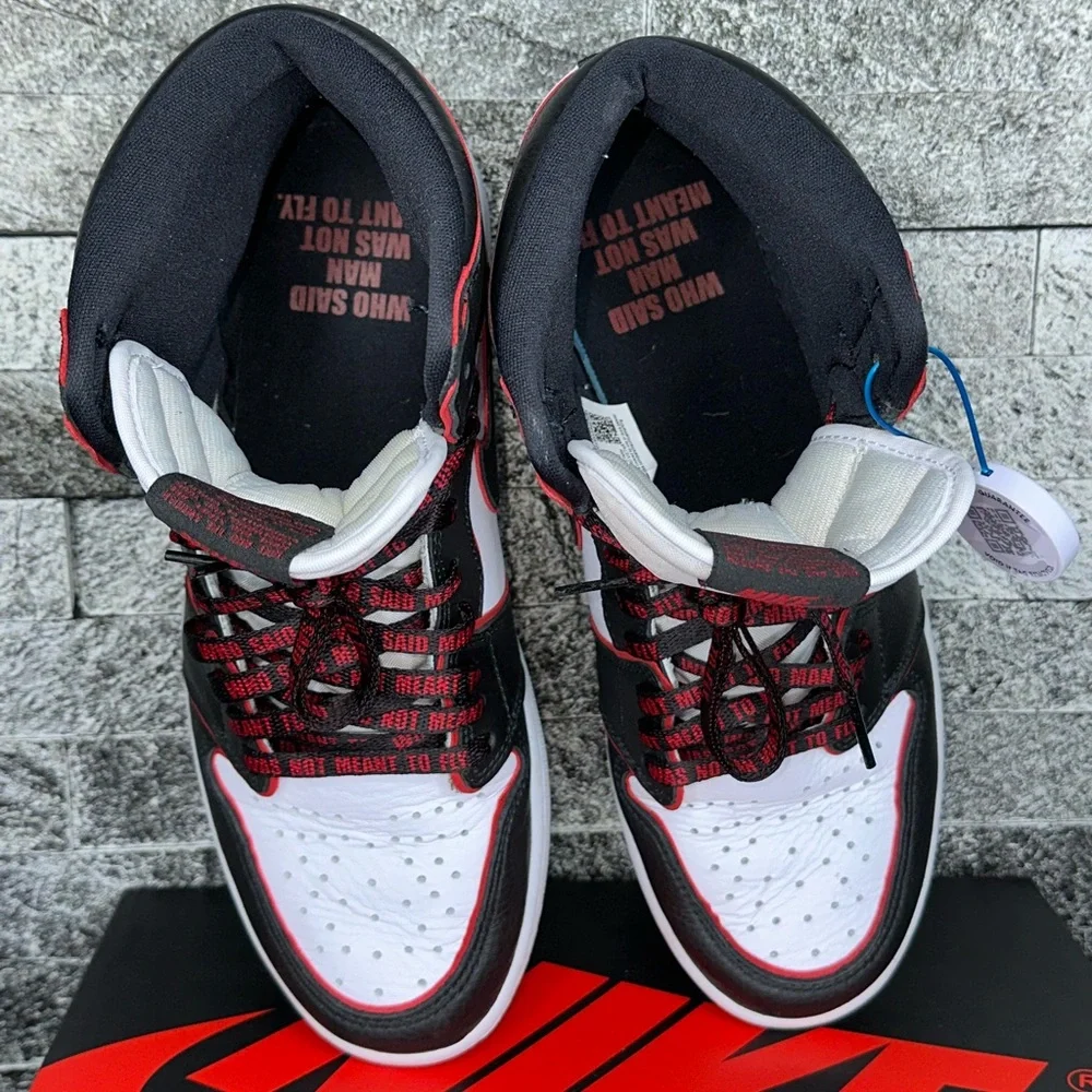 Jordan 1 Retro High Bloodline - M9.5/W11
